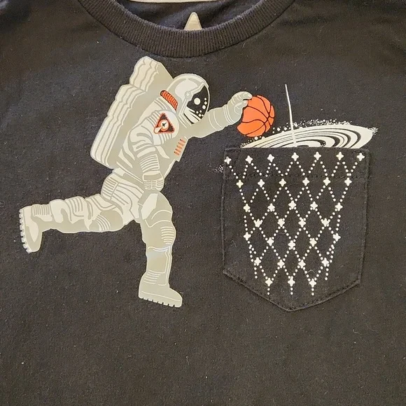 Boys 5T long sleeve shirt - Picture 3 of 4